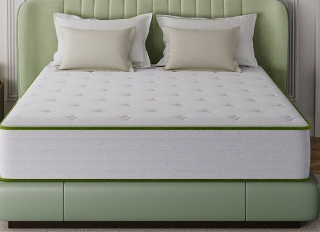 10''  full Plush Comfort Level Cooling Hybrid Mattresses in a box