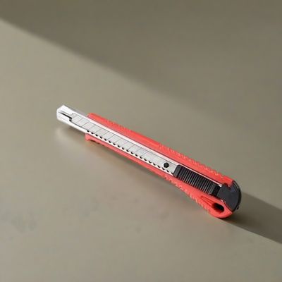 Нож канцелярский