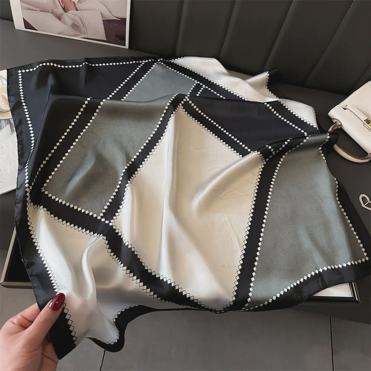 Geometric Colorblock Square Scarf, Colour: Black