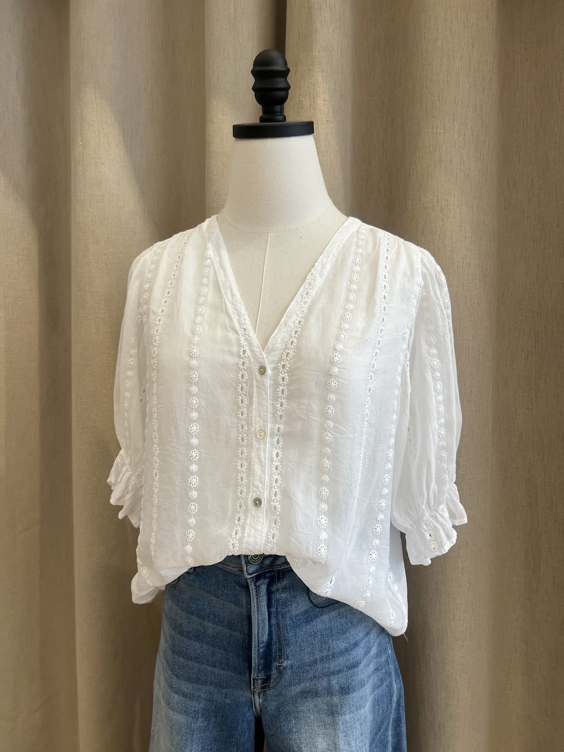 Embroidered Short Sleeve Shirt