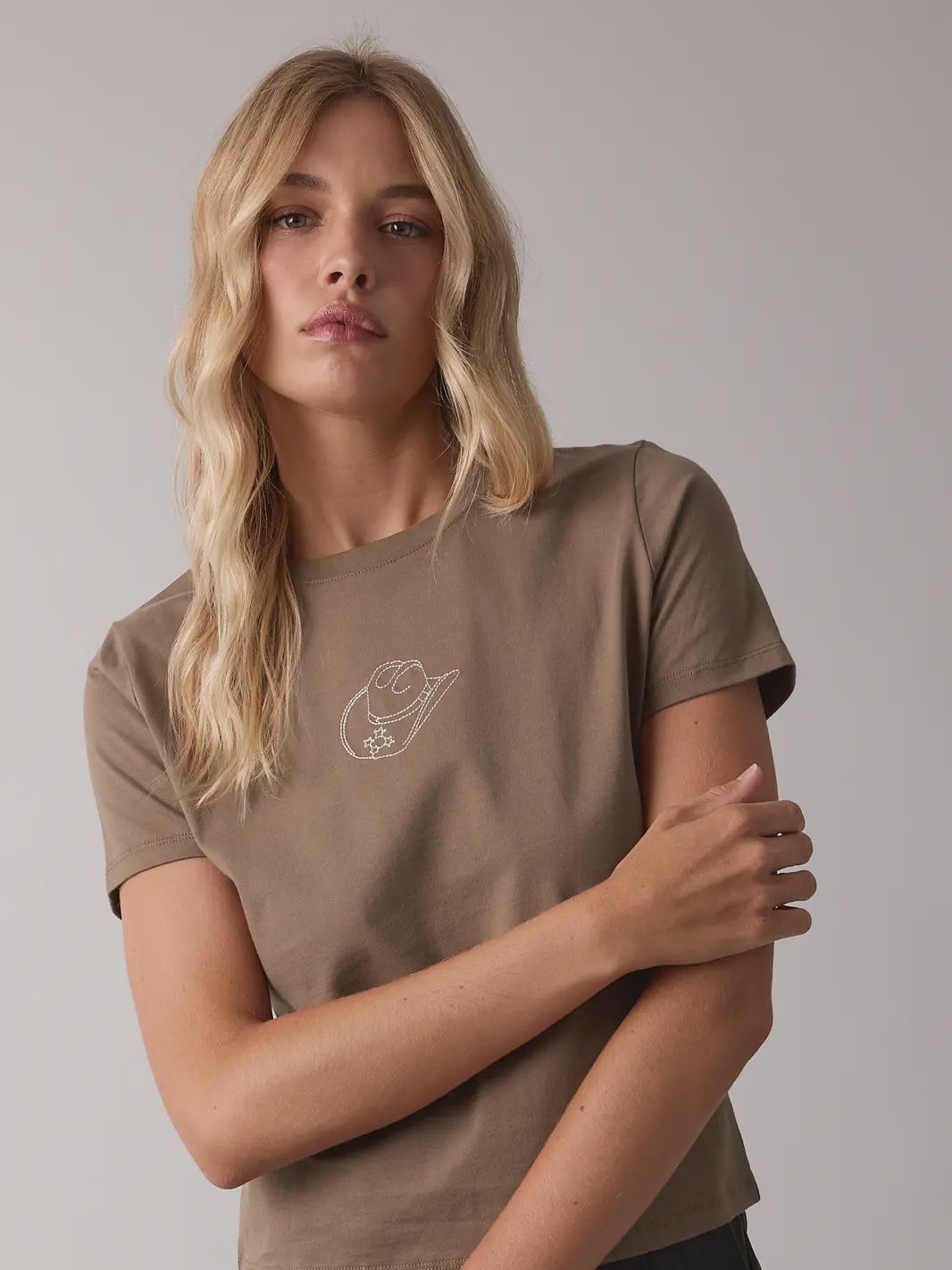 Western Embroidered Knit Top, Size: S, Colour: Hazelnut/White