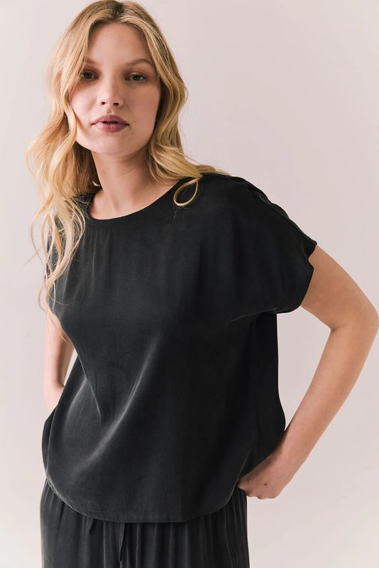 Davis Tee