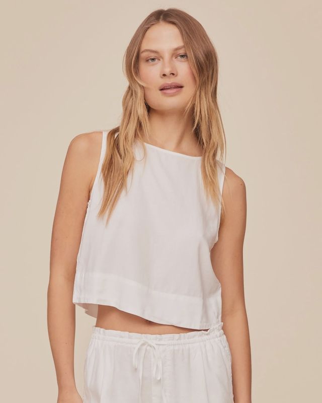Sleeveless Boat Neck Split Back SS26