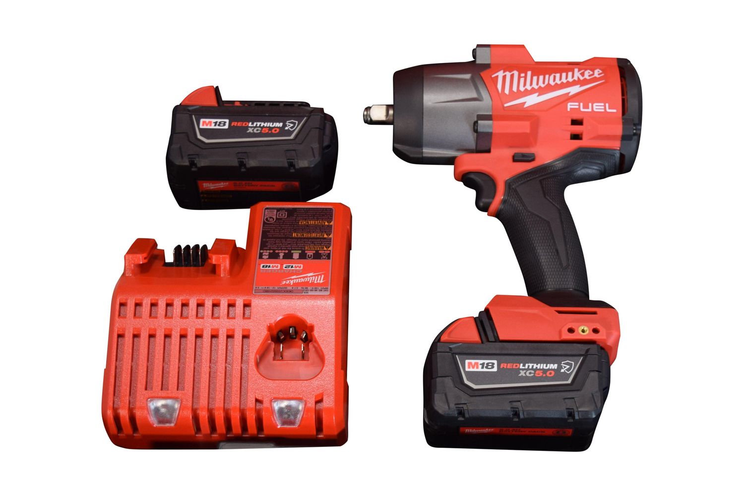 Milwaukee M18 Fuel 18V Lithium-Ion Brushless Cordless High-Torque 1/2 in. Impact Wrench w/Friction Ring Kit 2967-22
