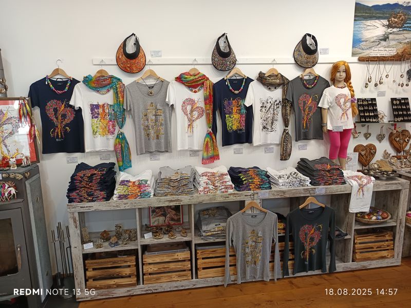 T-Shirts with short sleeves - S to 3 XL designed by Corinna Kirchhof T-Shirts with short sleeves or long sleeves - S to 3 XL designed by Corinna Kirchhof