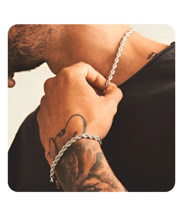Bracelet