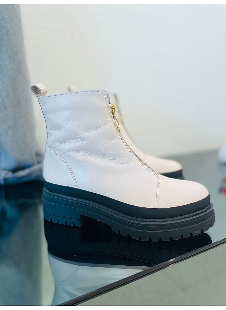 Zip Boots | White