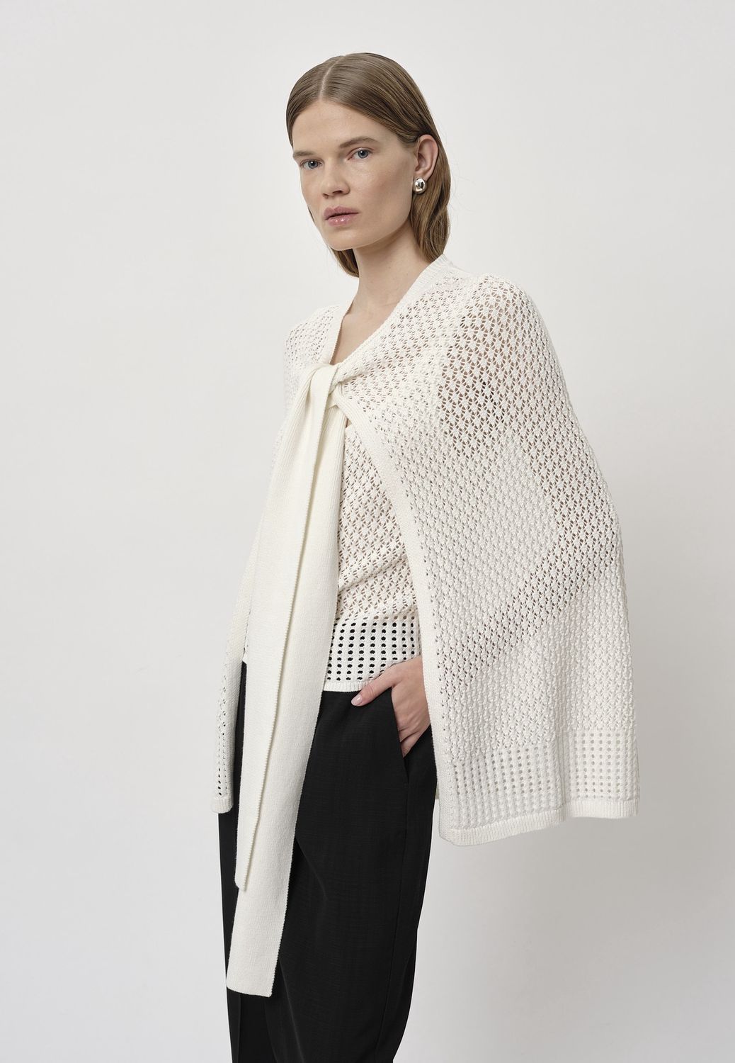 Gabrielle Knit Cape | Creme