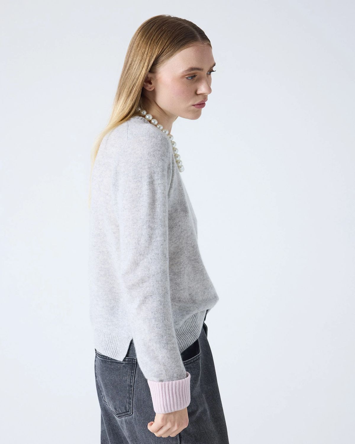 Nadia Round Neck | Light Grey Pink