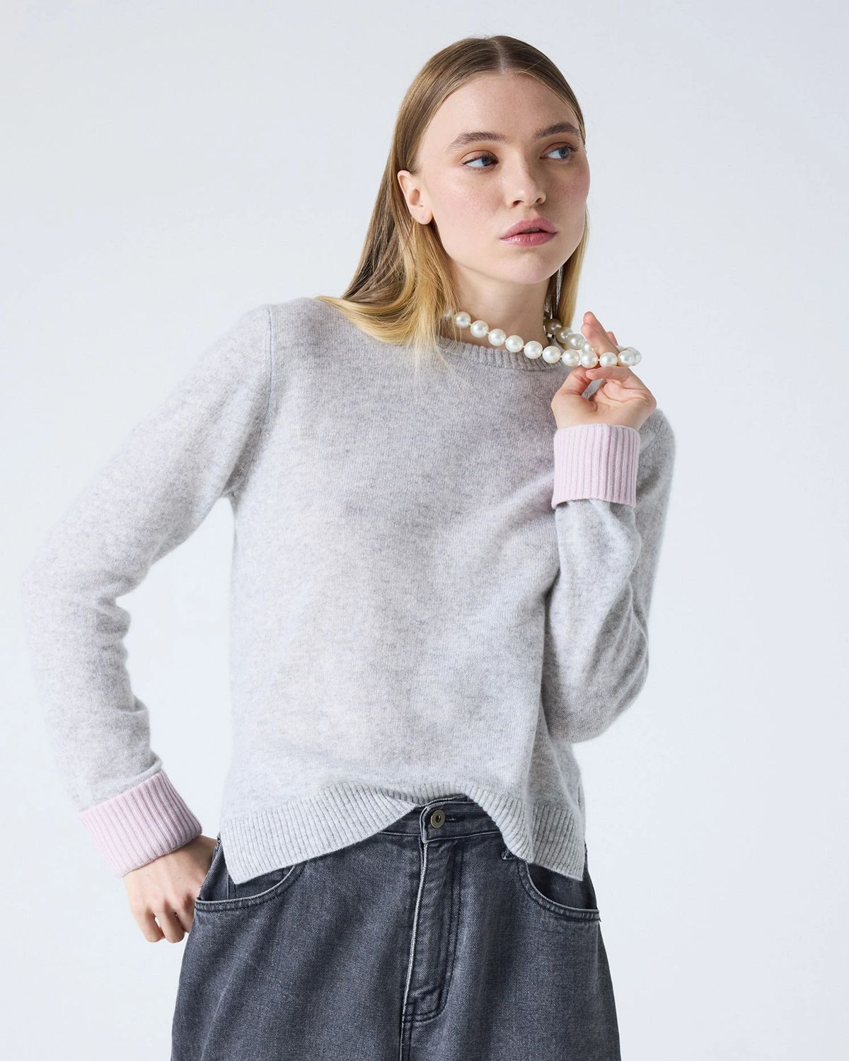 Nadia Round Neck | Light Grey Pink