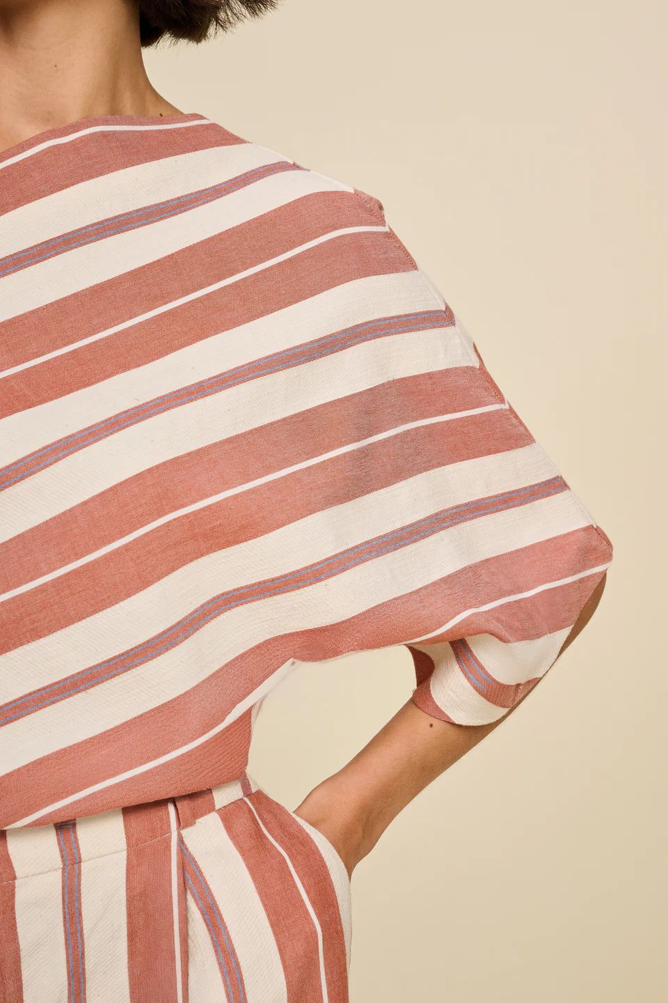 Rule 70 One-Shoulder