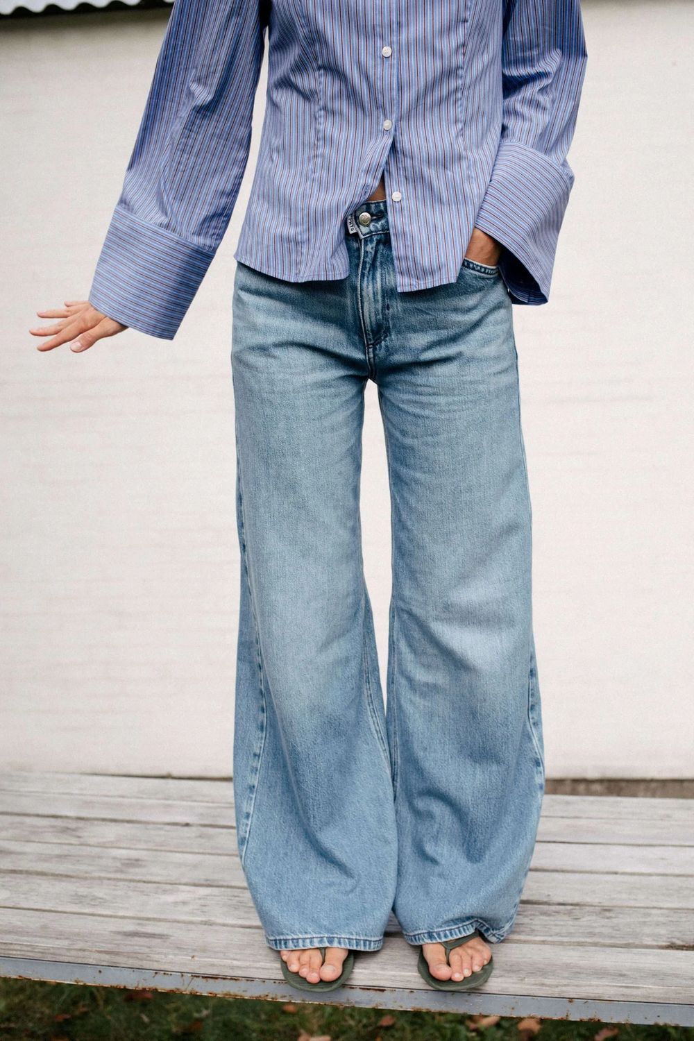 The Raver | Light Blue