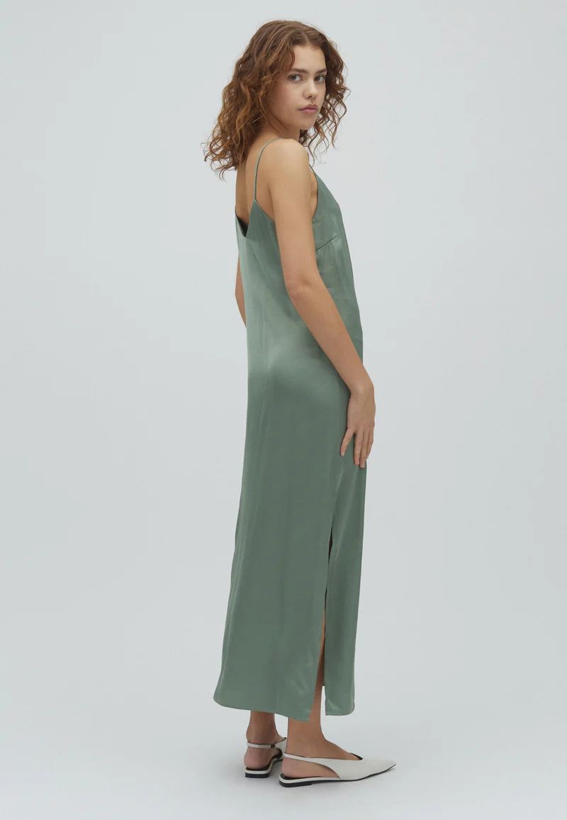 Leslee-M Dress | Satin