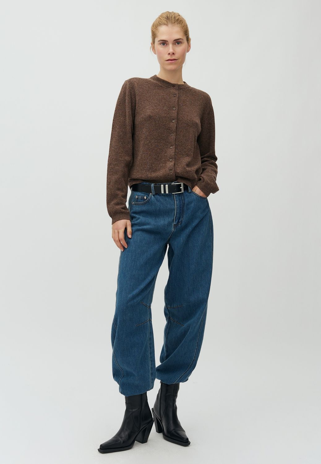 Averie-M Knit