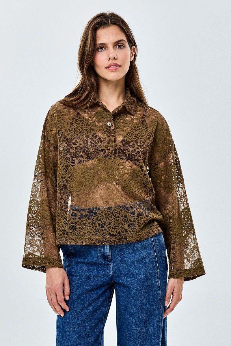 Sweepy Blouse