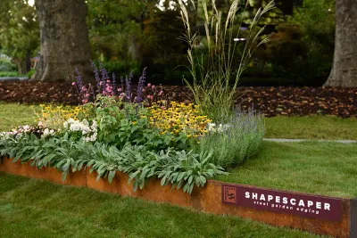 Shapescaper Metal Garden Edging