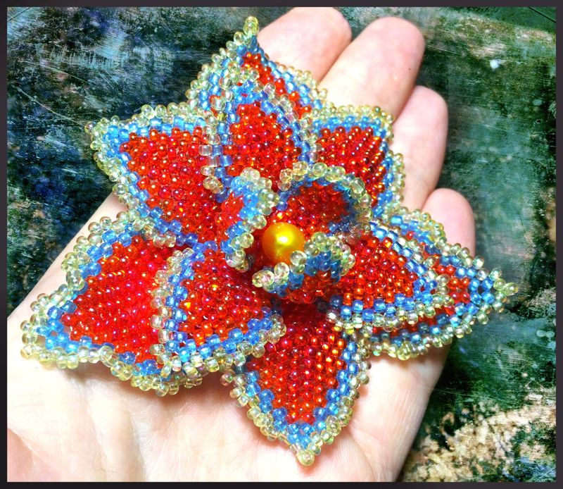 Pattern &amp; tutorial for beaded fire flower - DIY artisan jewelry - How to bead a flower