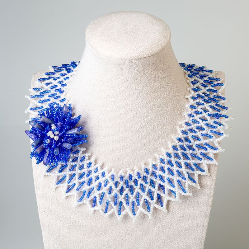 Beaded romantic necklace featuring a cornflower made of sodalite, quartz &amp; pearls - Perfect gift for an elegant lady - Exclusive artisan jewelry by GemsPlusLeather