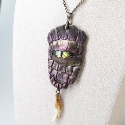 Crocodile Leather Dragon Eye Pendant with Golden Labradorite