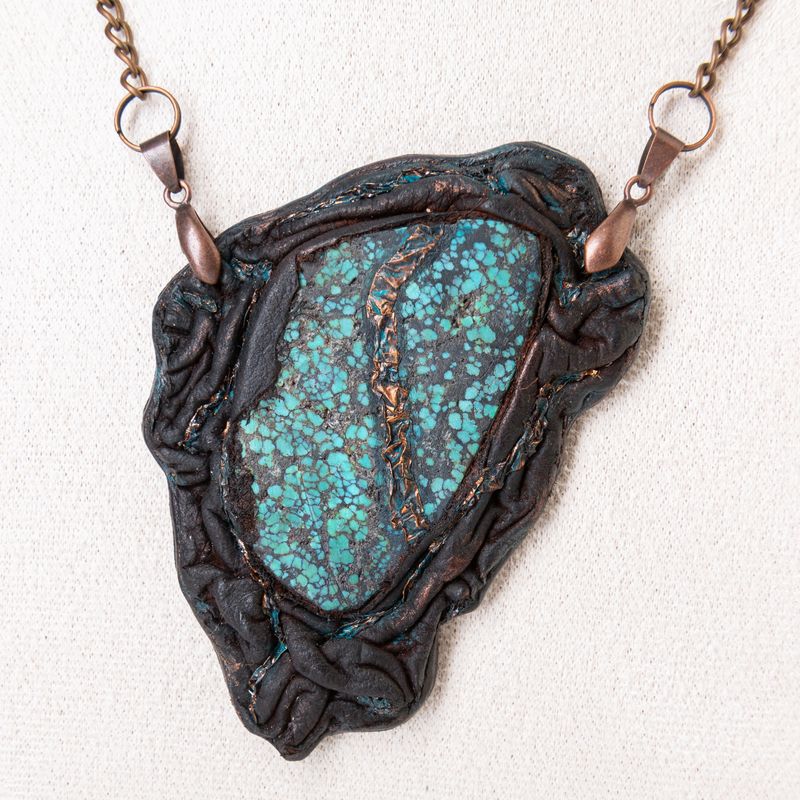 Exclusive pendant with natural Hubei turquoise slab wrapped in leather and adorned with natural copper accents - Handmade turquoise pendant on a copper chain - Artisan necklace by GemsPlusLeather