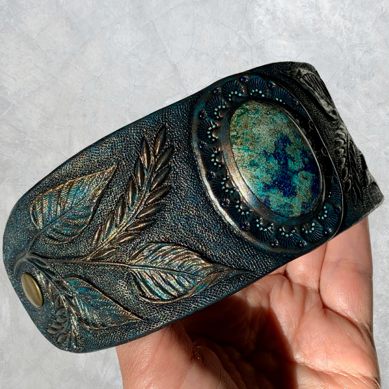 Antique bronze looking hand tooled leather cuff bracelet with azurite - Antique looking jewelry by Gemsplusleather - Leather gift for her