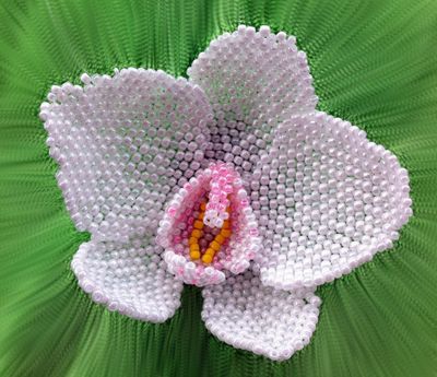 Pattern and Photo Tutorial for Beaded Peyote Orchid - Beaded Flower Photo Instructions