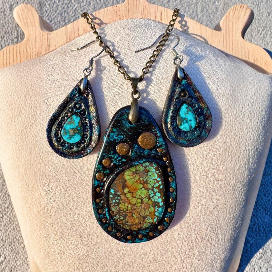 Set of Tooled Leather Pendant and Earrings in Boho Style with Hubei Turquoise