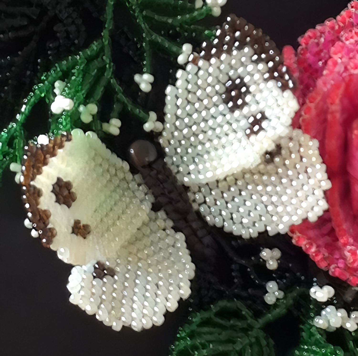 Pattern and tutorial with photos for beaded butterfly - Beaded butterfly photo instructions