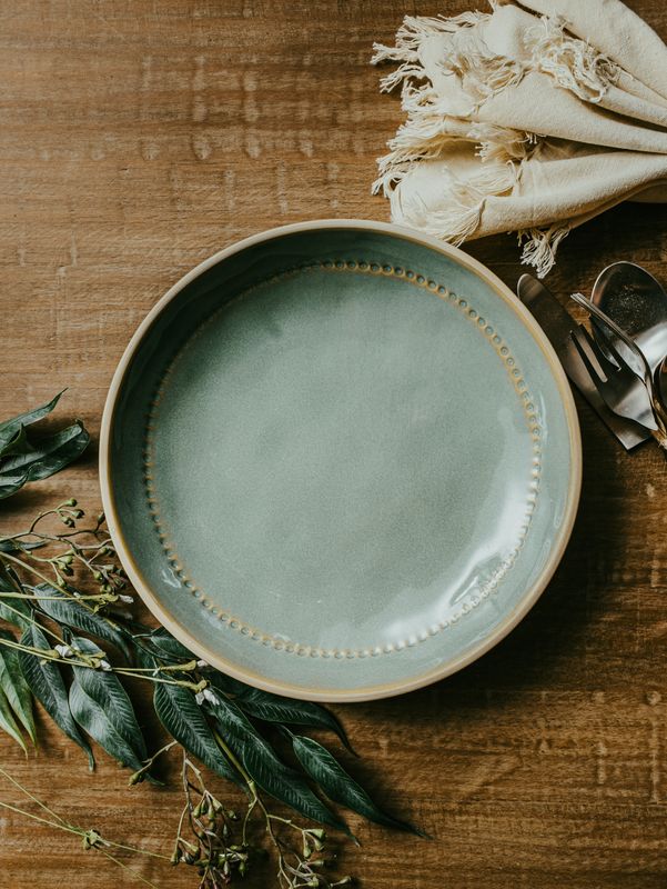 Araucana Green 10&quot; Dinner Plate