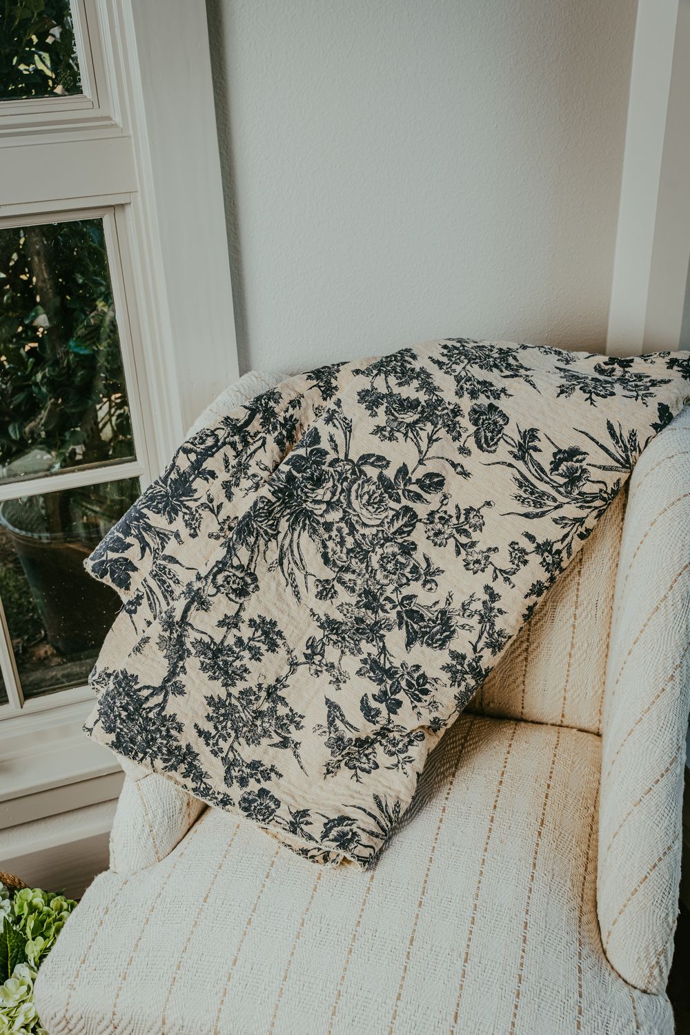 Cotton Chambray Printed Throw - Toile