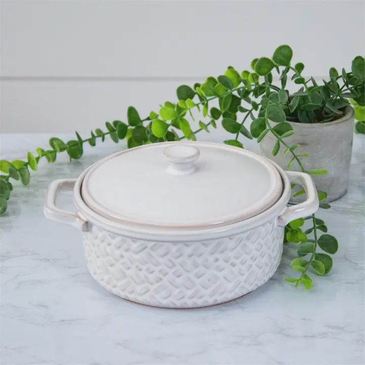 Basket Weave Stoneware Baker with Lid