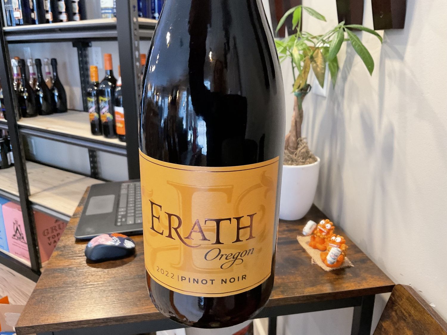 ERATH PINOT NOIR 750ml