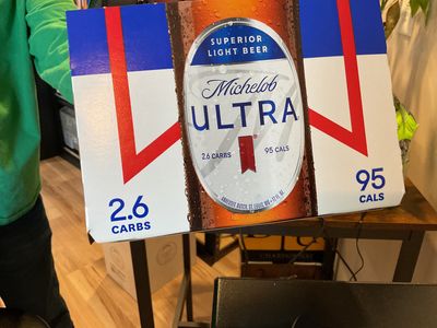 MICHELOB ULTRA 6Pk can
