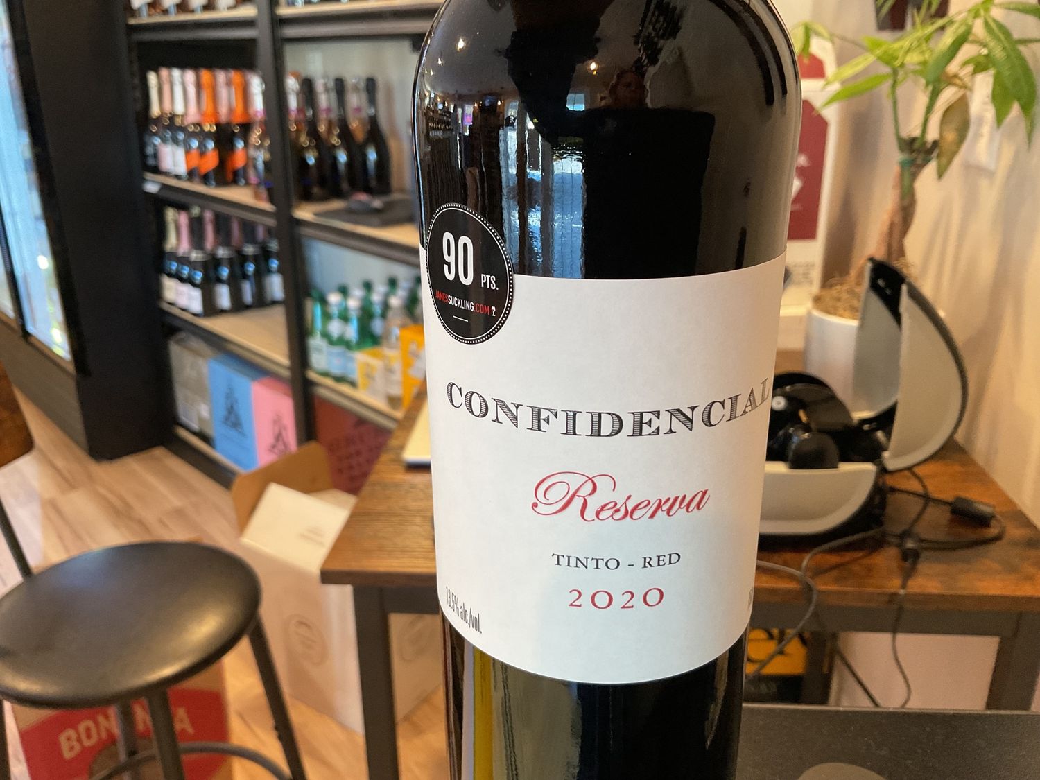CONFIDENCIAL RED 750ml