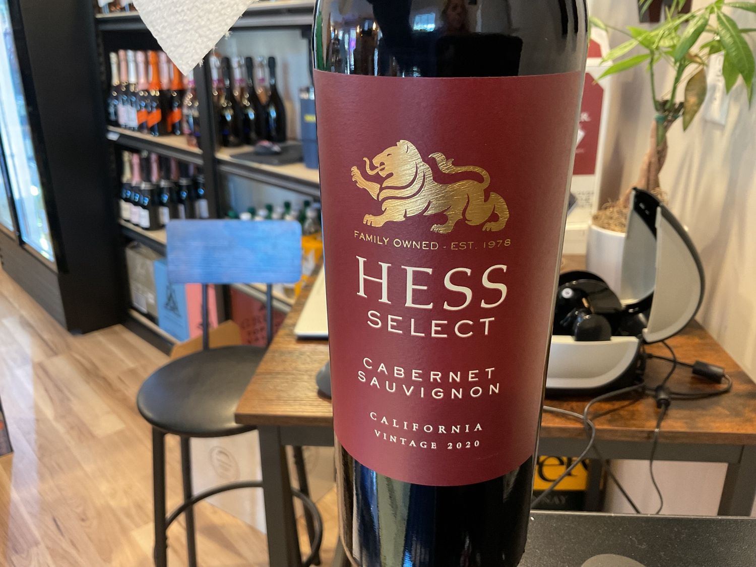 HESS SELECT CABERNET 750ml