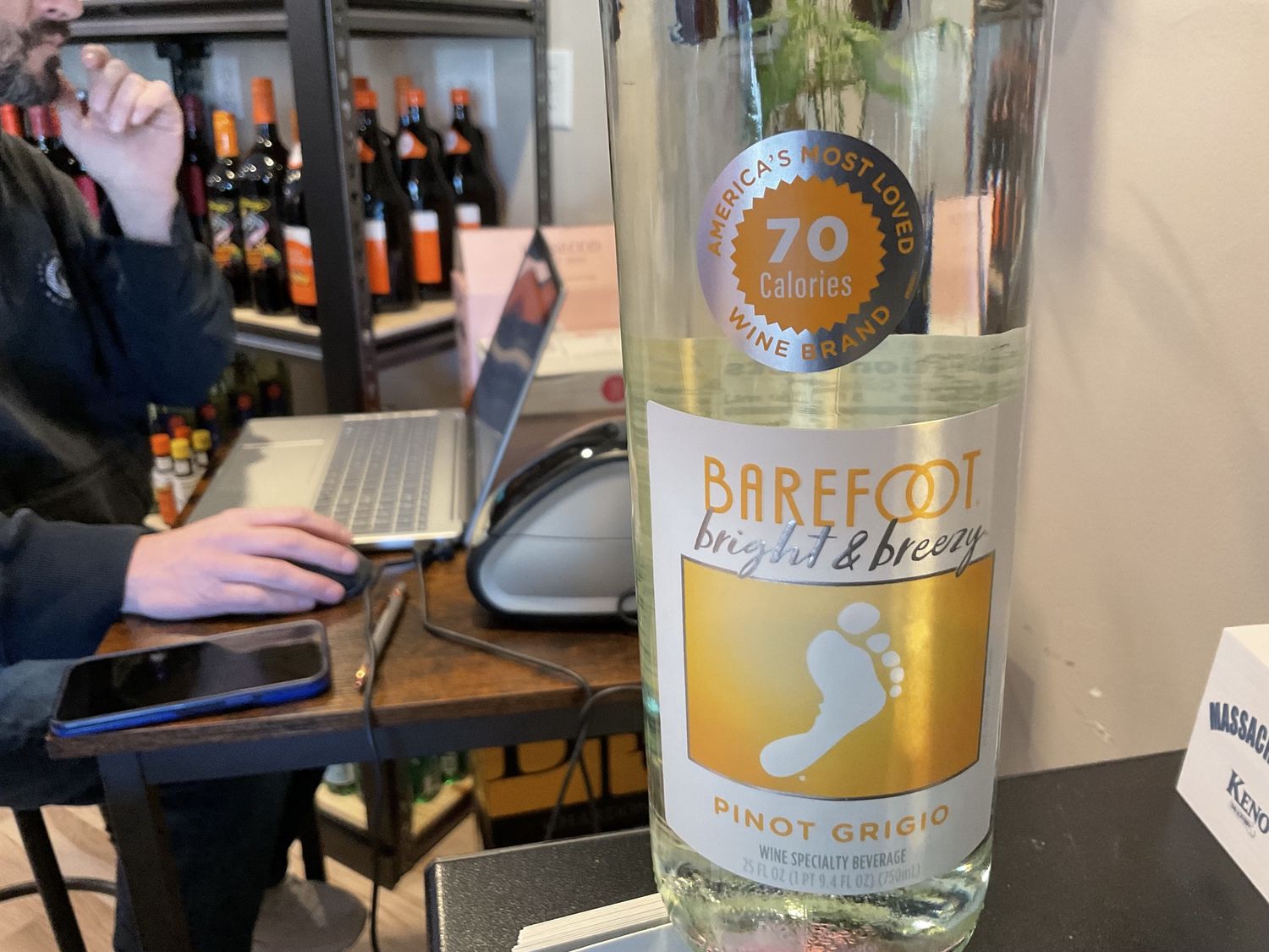 BAREFOOT BRIGHT BREEZY PINOT GRIGIO 750ml
