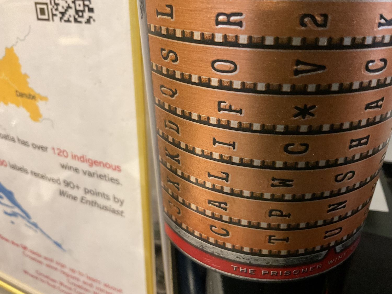 UNSHACKLED RED BLEND 750ml