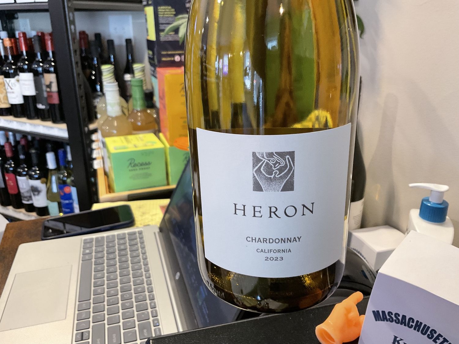 HERON CHARDONNAY 750ml