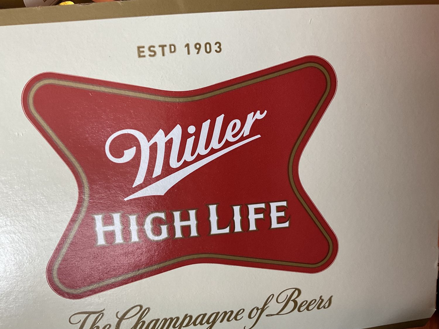 MILLER HIGH LIFE 6 pk BOTTLE