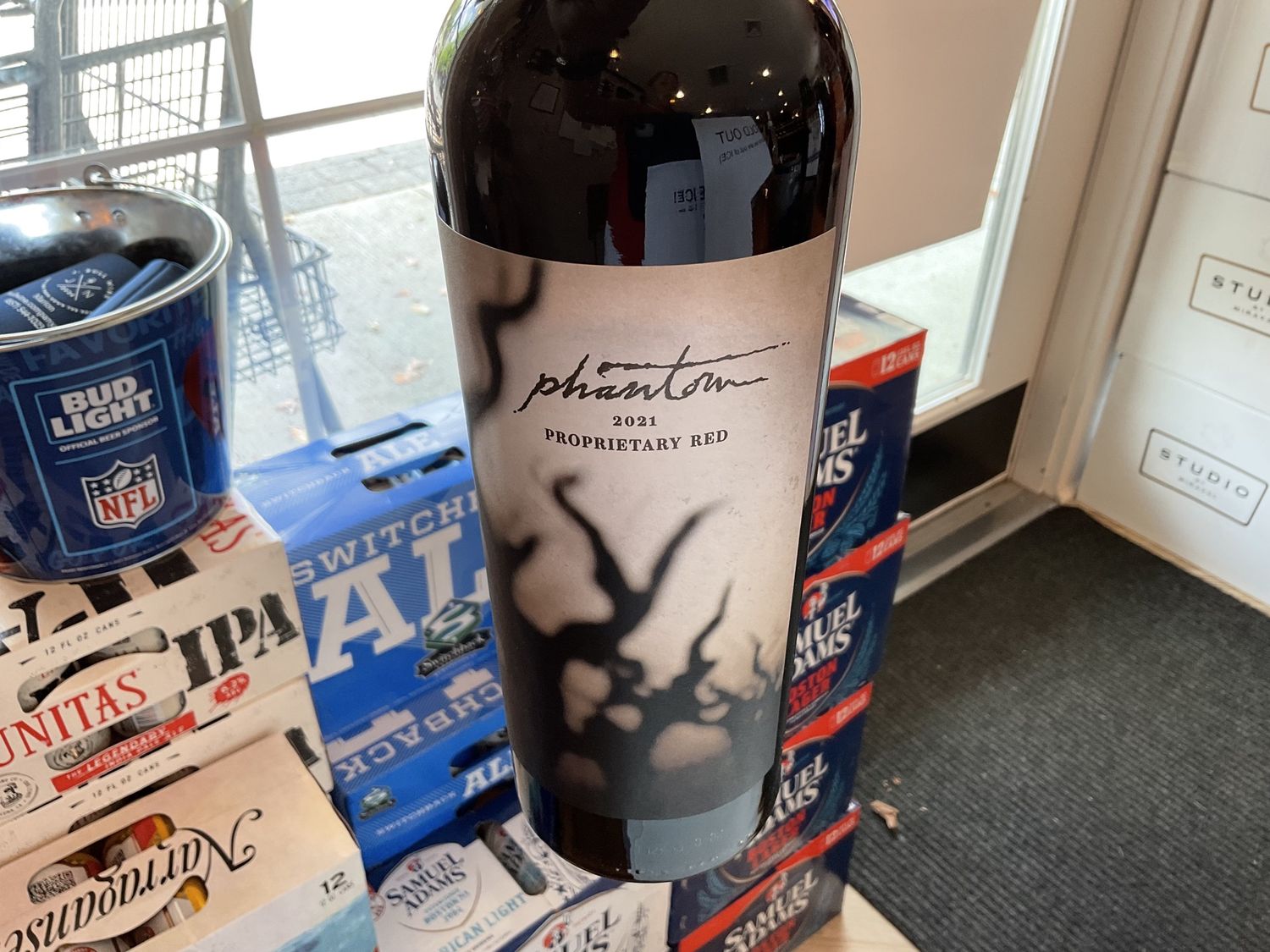 PHANTOM RED 750ml