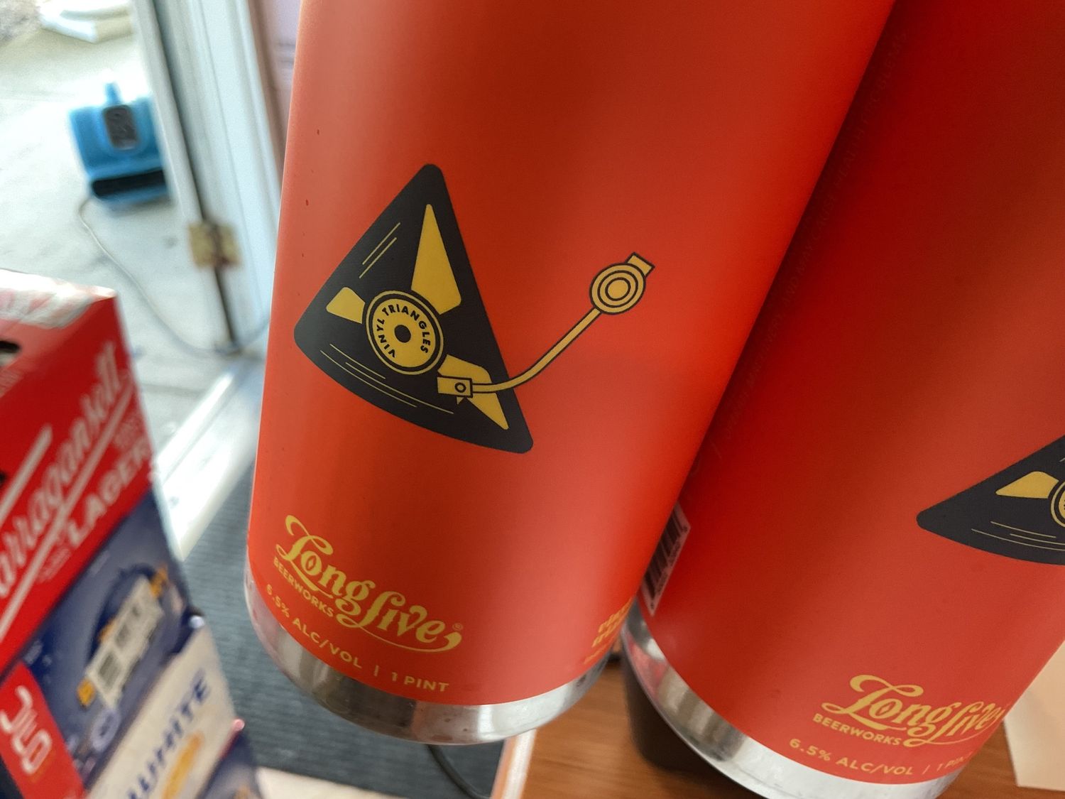 LONG LIVE VINYL TRIANGLES 4pk
