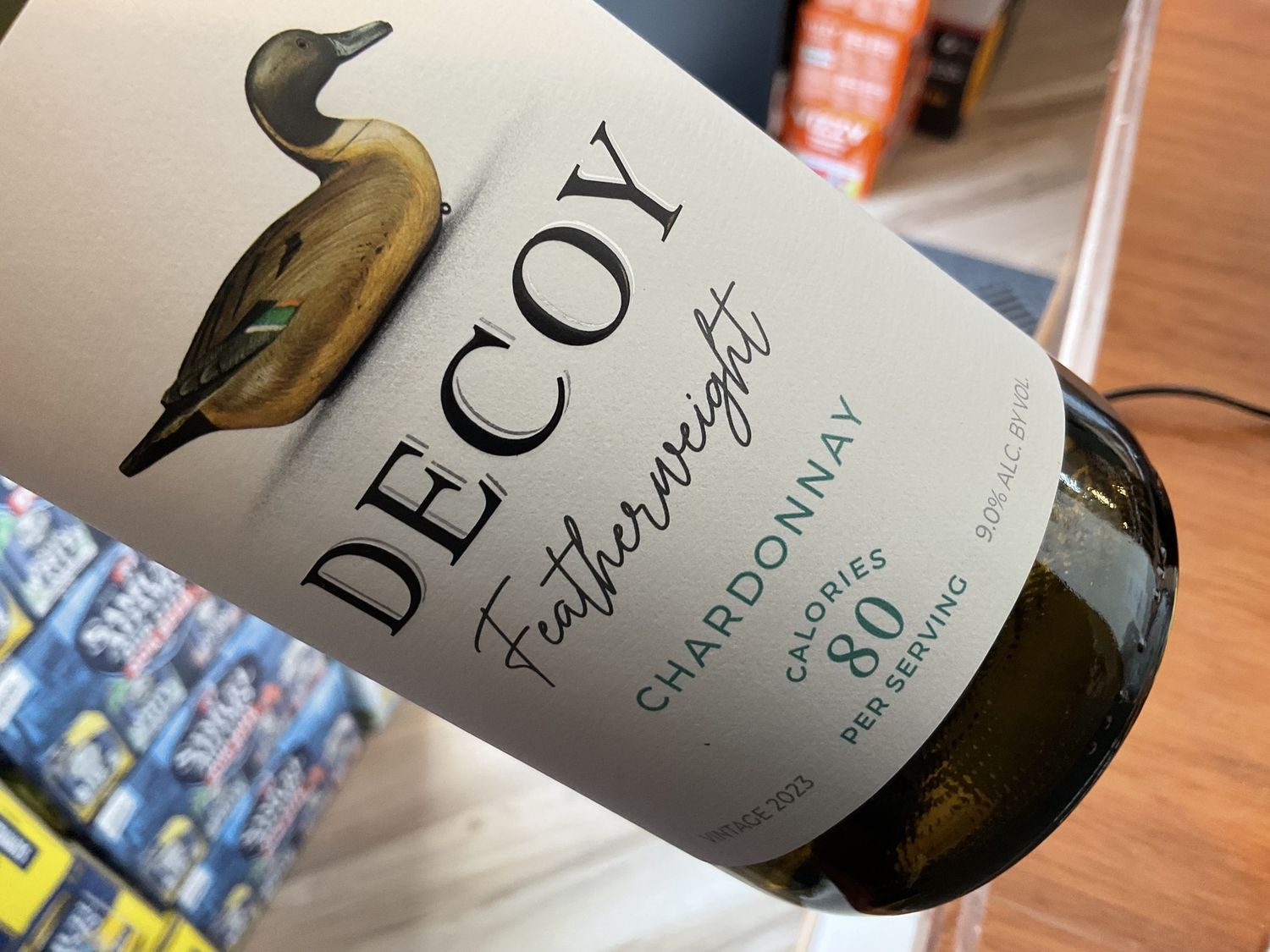 DECOY FEATHERWEIGHT CHARD 750ml