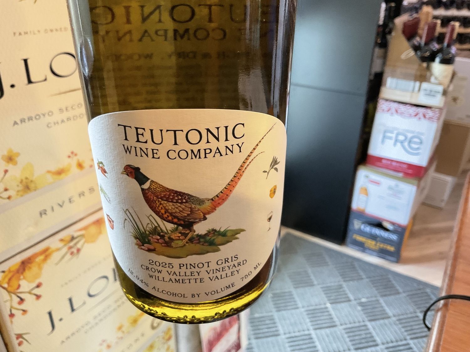TEUTONIC PINOT GRIS 750ml