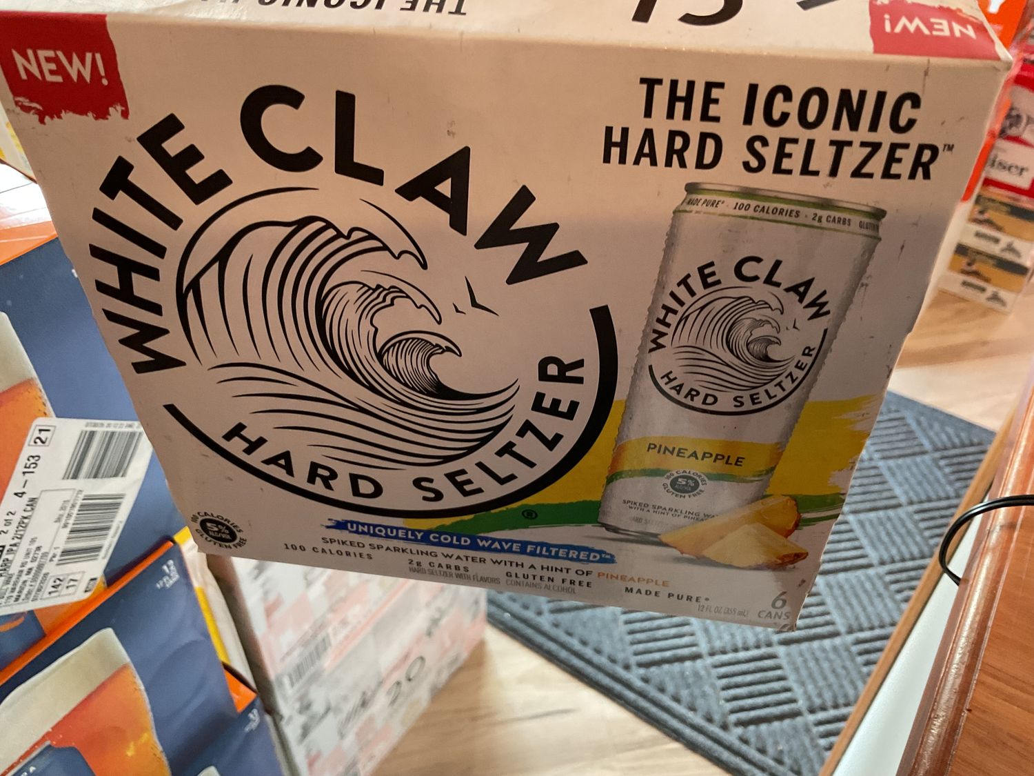 WHITE CLAW PINEAPPLE 6pk