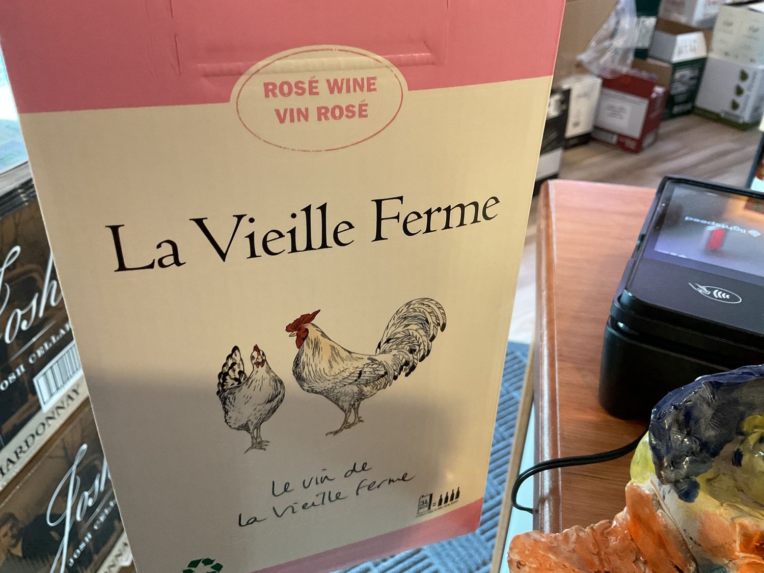 LA VIEILLE FERME box
