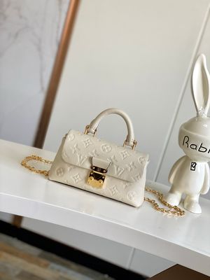 Louis Vuitton Madeleine BB