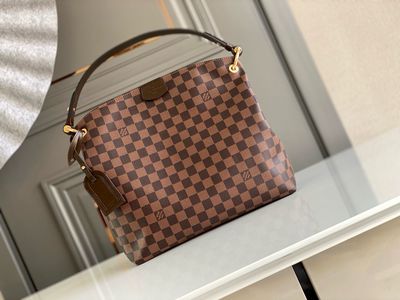 Louis Vuitton Graceful Pm