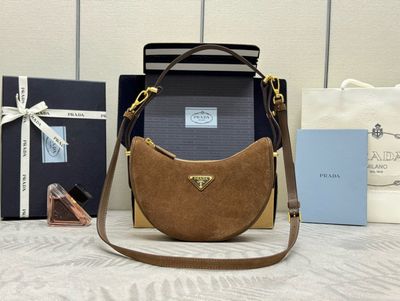 Prada Moon