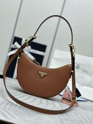Prada Moon