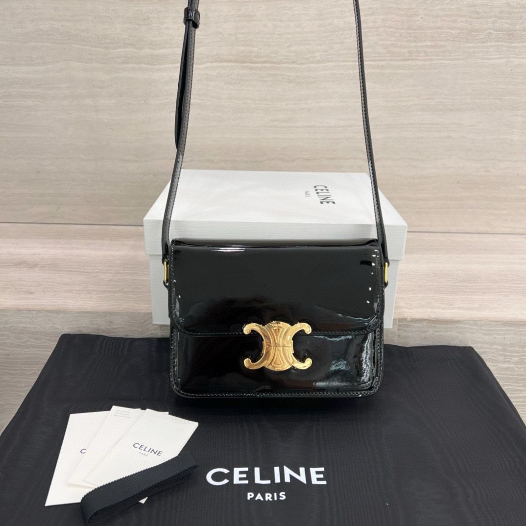 Celine Teen Triomphe